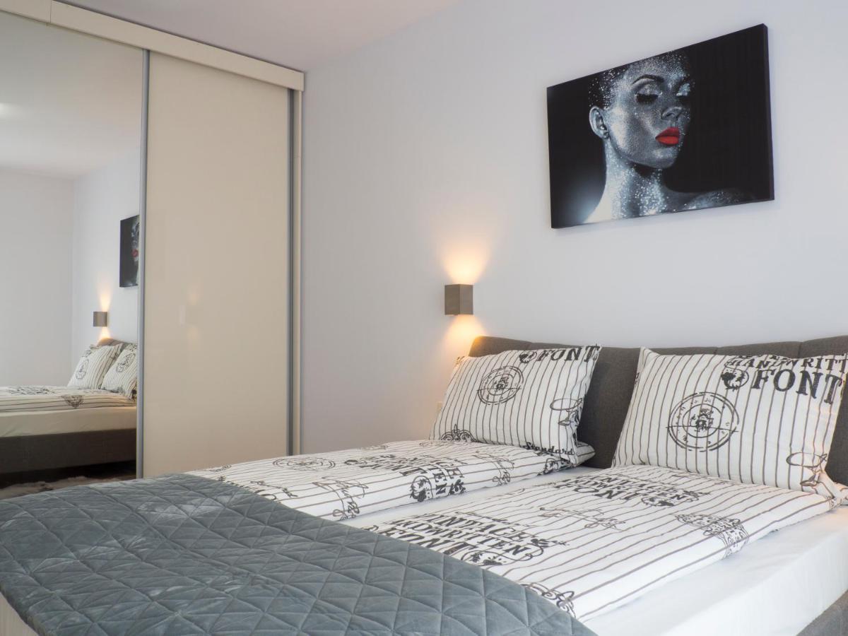 Armony Apartament Timisoara Ngoại thất bức ảnh